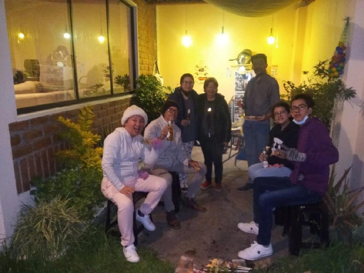 Casa de Huéspedes Tu Parada en Cuenca Esterno foto