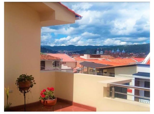 Casa de Huéspedes Tu Parada en Cuenca Esterno foto