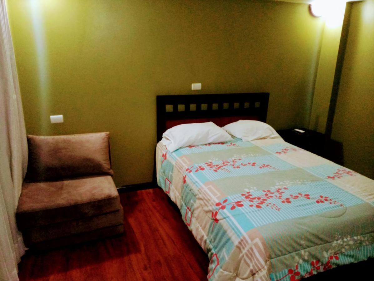Casa de Huéspedes Tu Parada en Cuenca Esterno foto