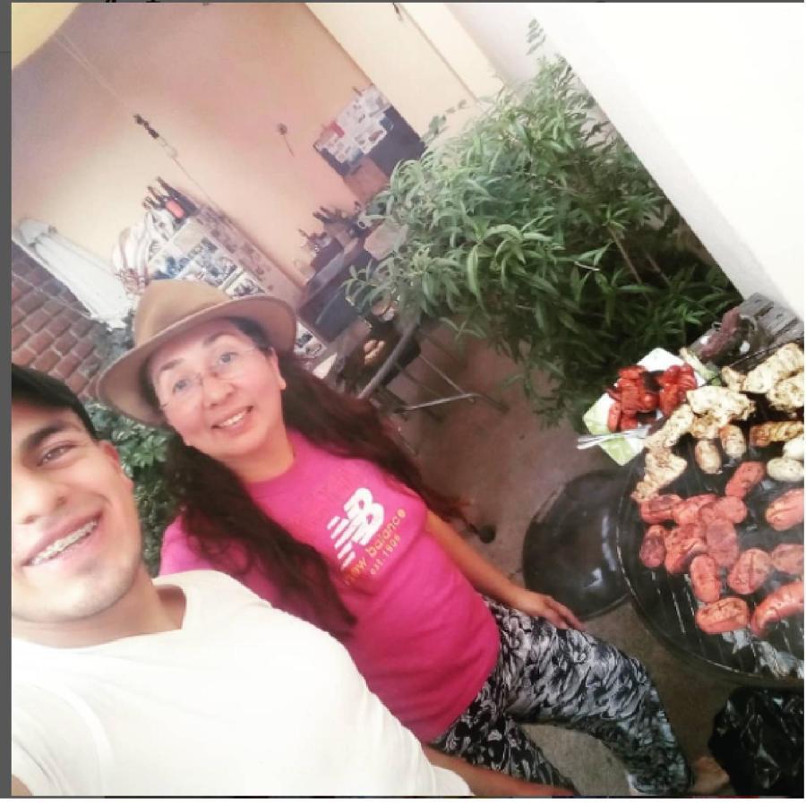 Casa de Huéspedes Tu Parada en Cuenca Esterno foto